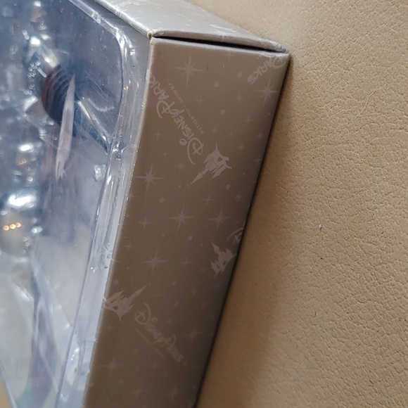 Disney Wine Accessories - Picture 6 of 9